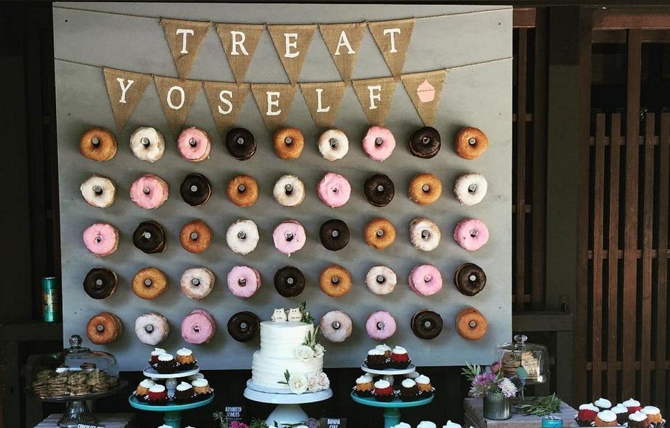 Latest wedding trend - Donuts Wall!